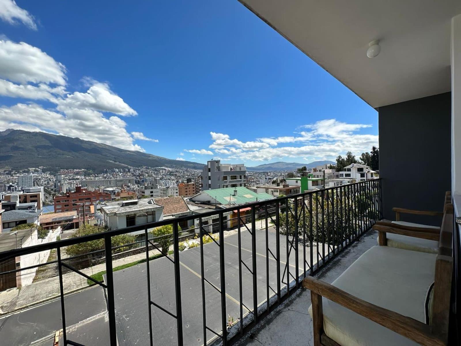St. Gallen Haus Quito Extérieur photo
