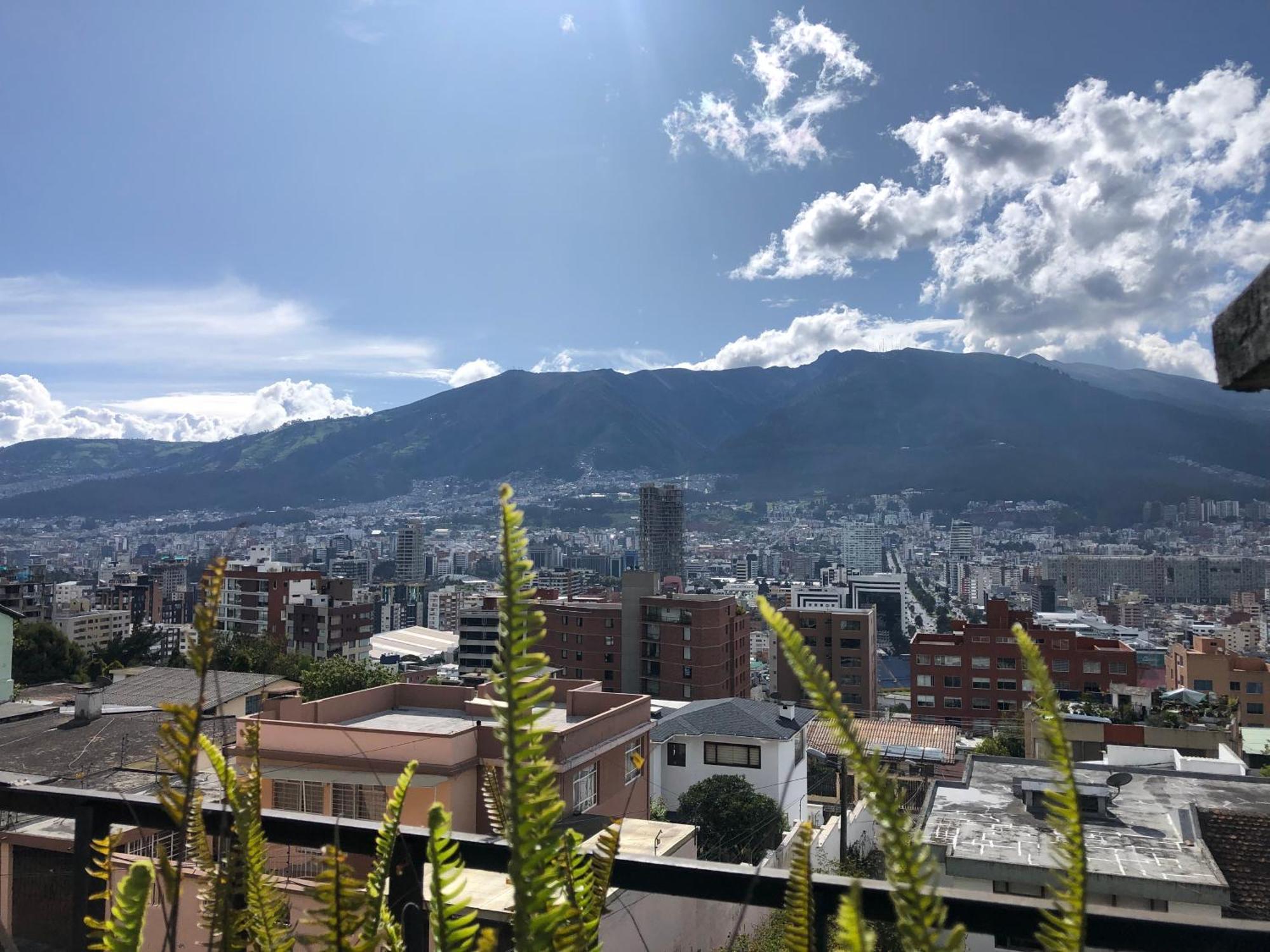 St. Gallen Haus Quito Extérieur photo