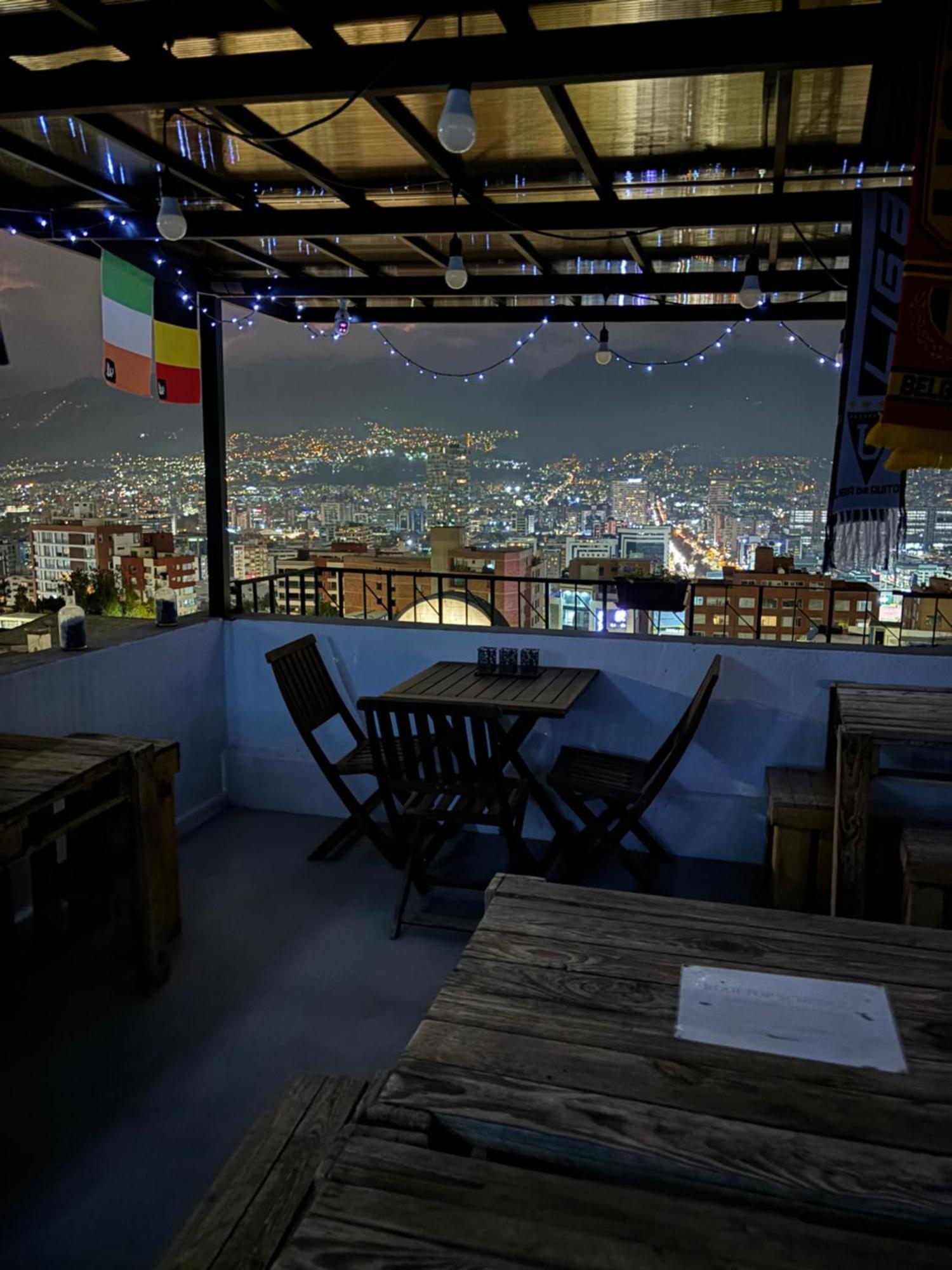 St. Gallen Haus Quito Extérieur photo